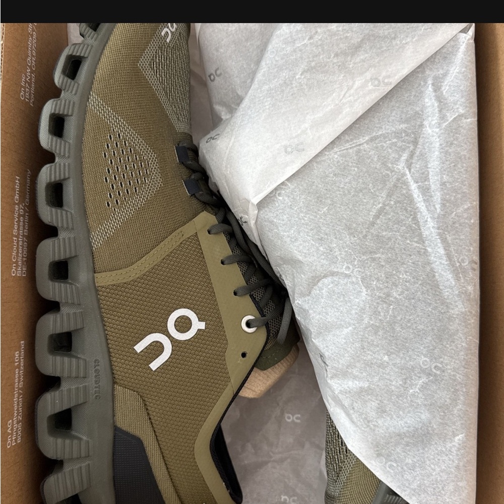 Men’s On Cloud X size 11